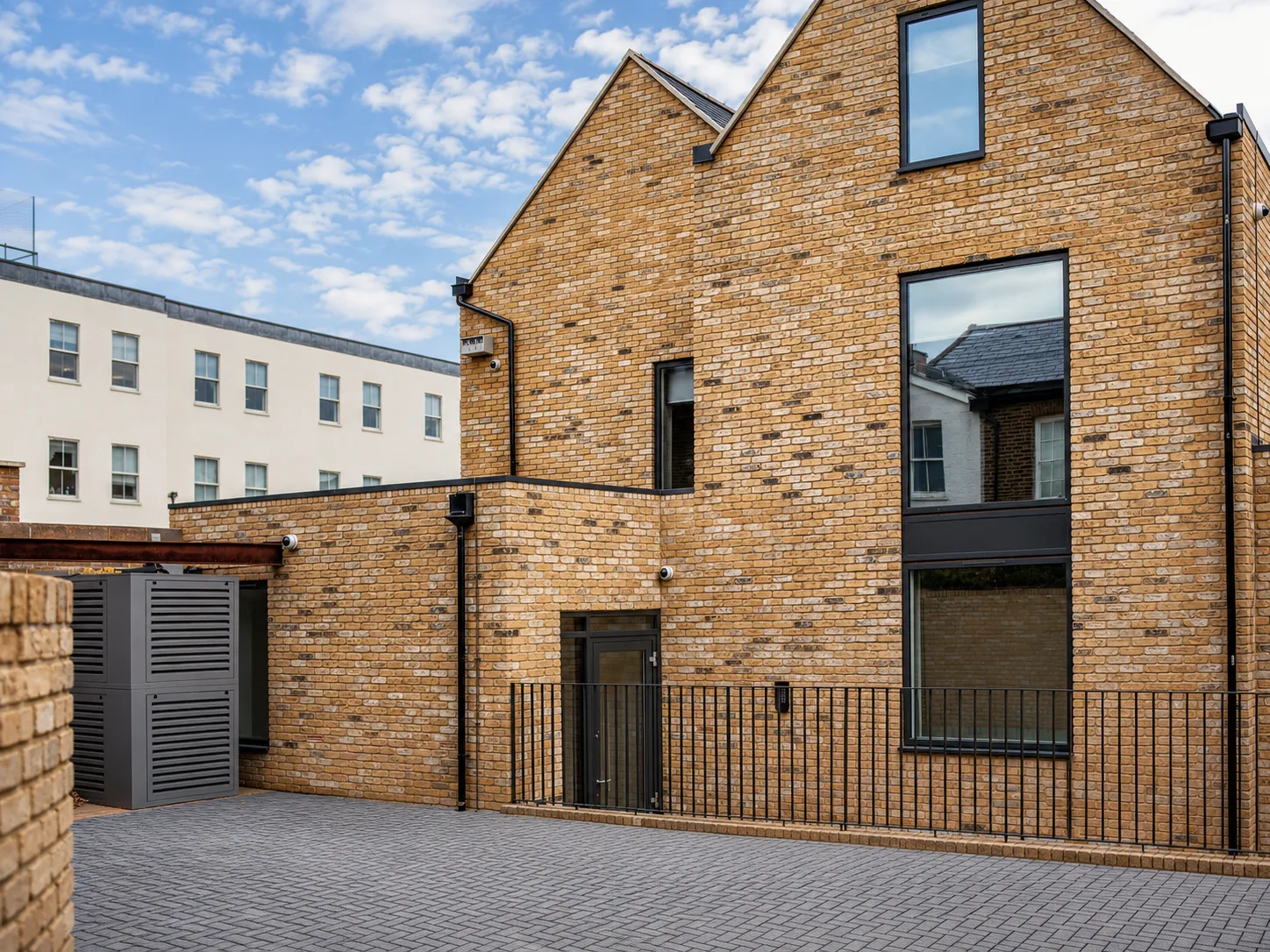 Kewfoot Road