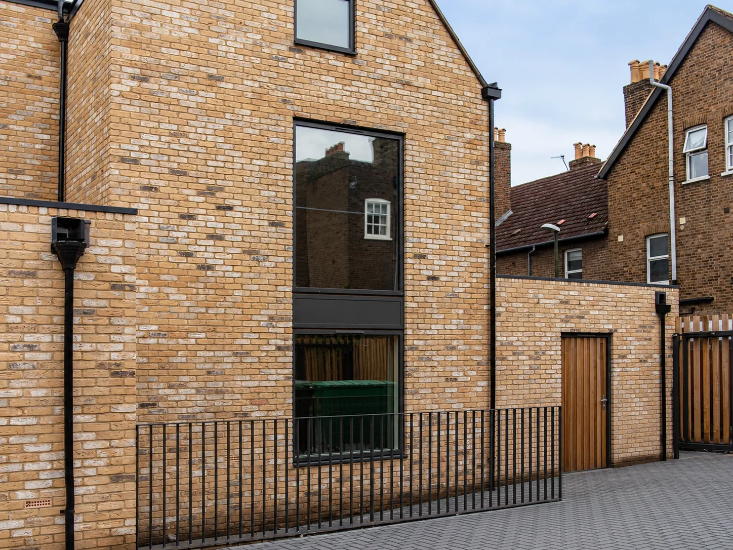 Kewfoot Road